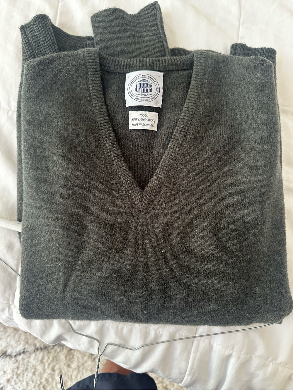 Men’s Green J. Press V-Neck Lambswool Sweater